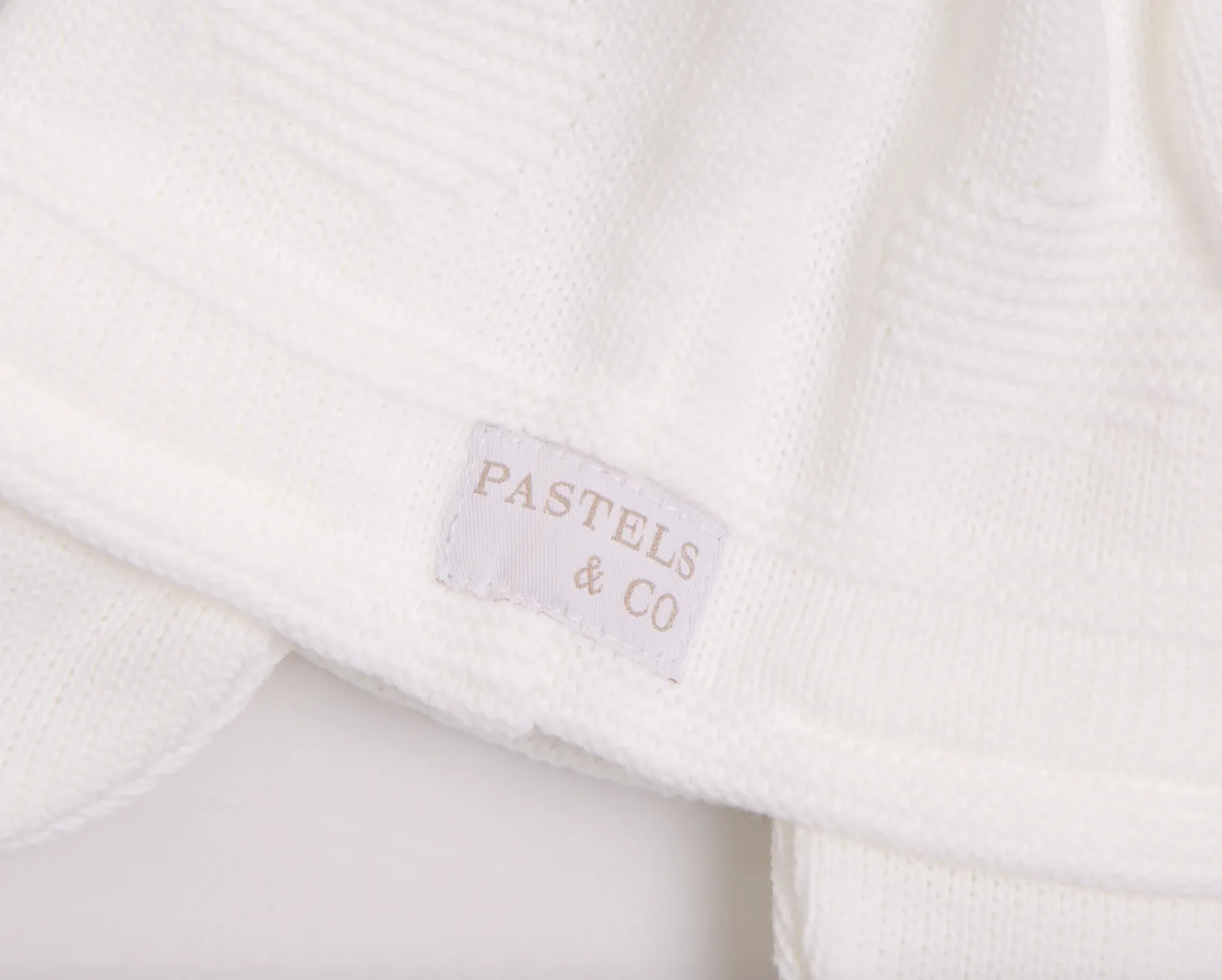 AW23 Pastels & Co Baby Kindred White Pom Pom Hat