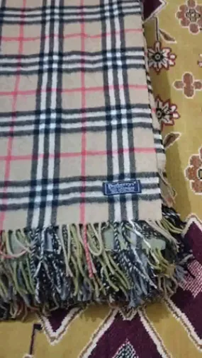 Burberry scarves - 30 pieces