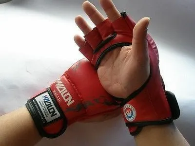 MMA boxing gloves / extension wrist leather / MMA half fighting Boxing Gloves/Competition Training Gloves