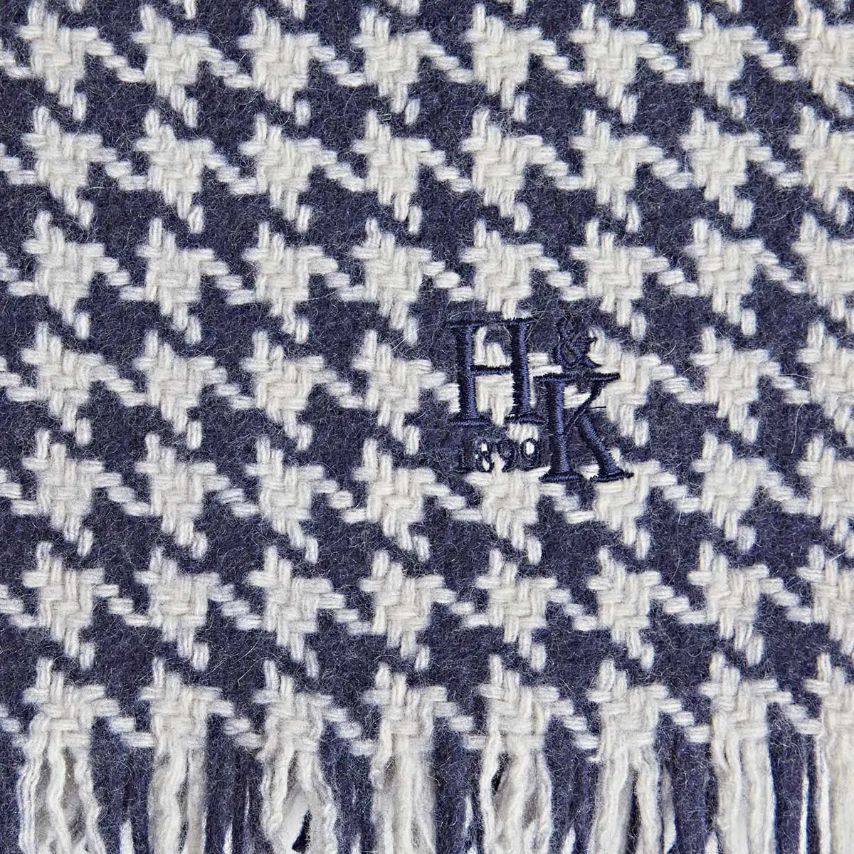 Navy Houndstooth Deluxe 4-Ply Cashmere Scarf